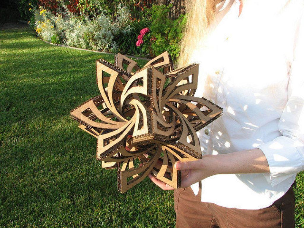 27 Insanely Clever Crafts You Can Make With Cardboard